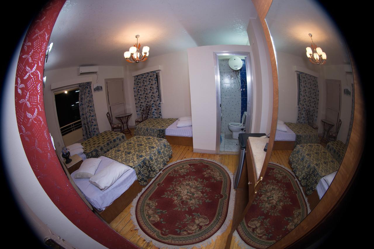 New Marina Hostel Le Caire Extérieur photo